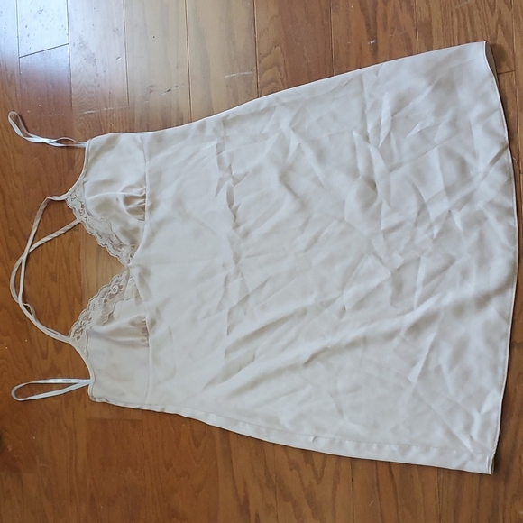 Night gown - Picture 1 of 3